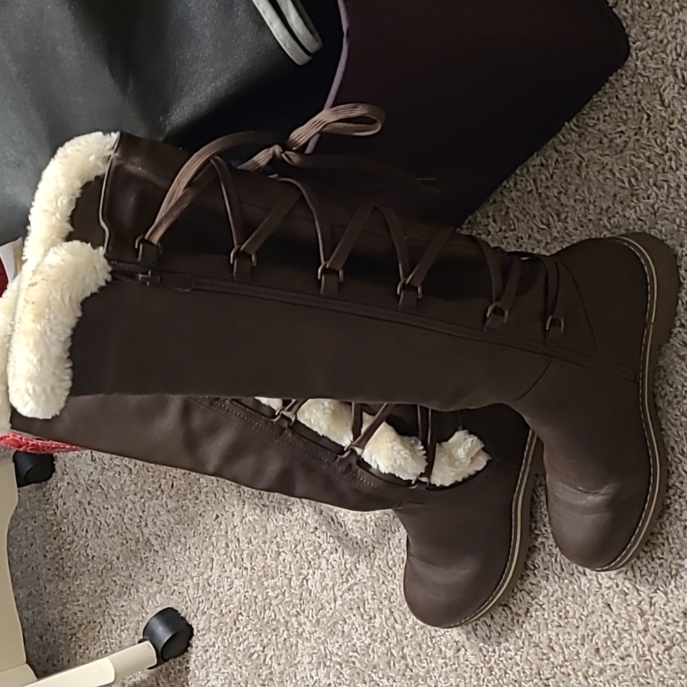 Boots! - Picture 3 of 7
